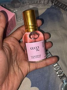 Gucci Pro Perfume &amp; titan Watch Set