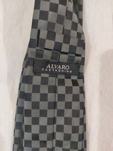 Men Tie In Good Condition Grey Black Color