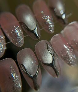 Press-On Nail Set