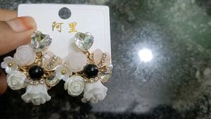 Charming Rose &amp; Heart Drop Earrings
