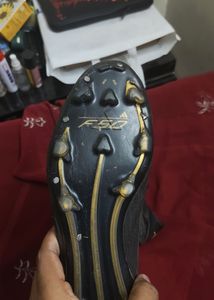 Adidas f50 black laceless football studs