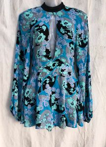 6229. Blue Floral Backless Mini Dress