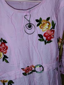 Embroidered Pink Kurta