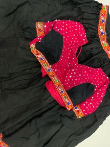♥️Black Lehenga Choli Set with Pink Blouse
