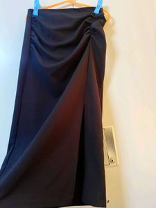 Zara Chic Ruched Black Midi Skirt