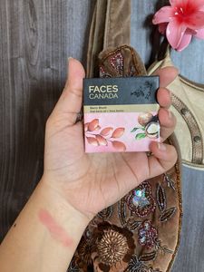 Faces Canada Berry Blush