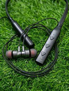 Signature Neckband Earphones
