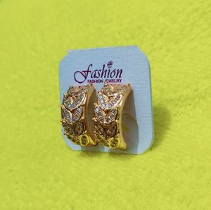 Ad Stone Half Circle Hoops