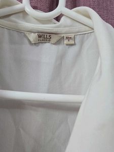 Wills White Collared top