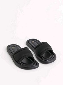 H&amp;M Padded Slides