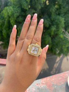 Fashionable Ring Watch