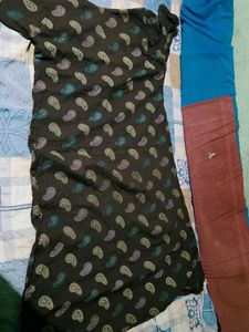 Elegant Paisley Print Kurta