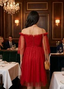 Chic Red Off-Shoulder Tulle Dress