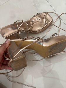 Pretty H&amp;M block lace heels
