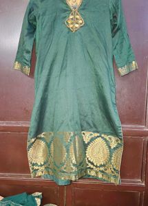 deep green Kurta Set with Dupatta 💖