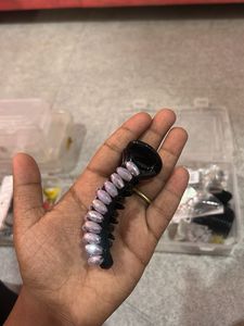 Combo of 2 Hair Clips with Embellishments