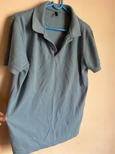 T-shirt Reliance Trends