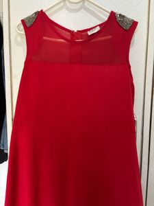 Chic Red Sequin Shoulder Dress