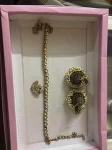 Elegant Gold Stone Necklace & Earrings Set