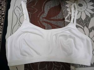 Comfortable White Sports Bra