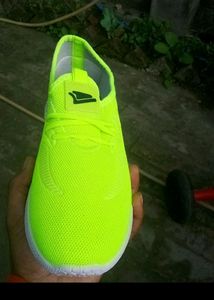 Stylish Green Walking Shoe For Men