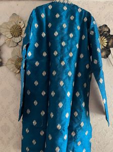 Navratri Teal Kurta with Silver Embellishments