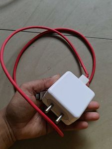 OnePlus Warp Charger with cable free