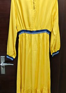 Elegant Yellow Midi Dress.