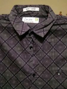 Men's Printed Button-Down Shirt