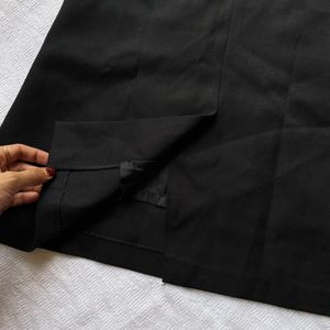 Elegant Black Midi Skirt