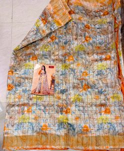 Beautiful  Floral Print Saree🥻✨
