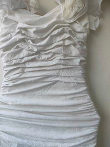 white mermaid gown 🕊️