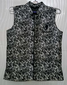Stylish Black & White Printed Nehru Jacket