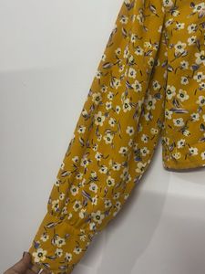 Yellow Floral Print Cropped Top