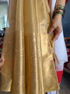 Urgent Sale ❗❗Tissue Gold Saree