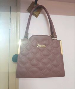 Stylish Handbag 👜