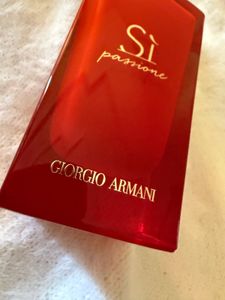 Giorgio Armani Si Passione Perfume