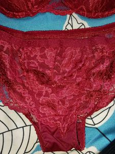 Lace Bra &amp; Panty Set