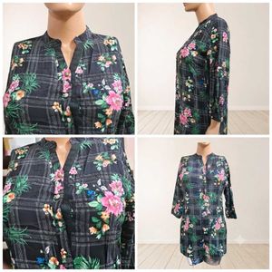 Floral Print Kurta with Plaid Design