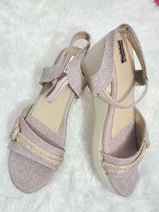 🎀 Sparkling Glitter Sandals 💫