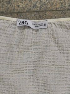 ZARA White Textured Button-Up Crop Top