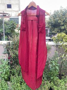 Stylish Sleeveless Long Top
