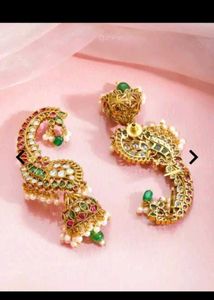 RUBANS Peacock Ear Cuff Jhumka