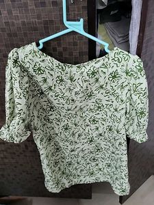 Floral Print Green Top
