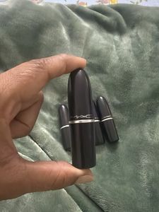 MAC Lipsticks Set of 4