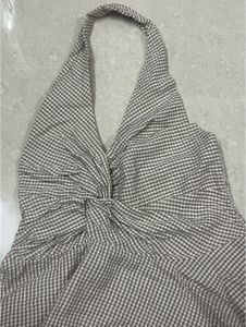 Deep neck Striped Halter Peplum To
