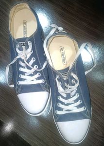 Blue Canvas Lotto Sneakers 👟