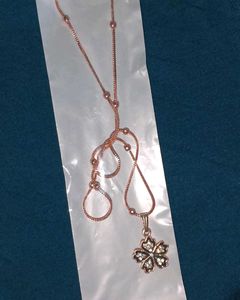 Rose Gold and Flower Pendant (Necklace - 2)