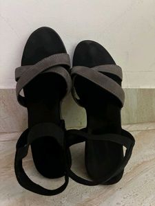 Stylish Black Wedge Sandals
