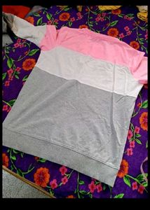 Sweatshirt with "Superior" Print